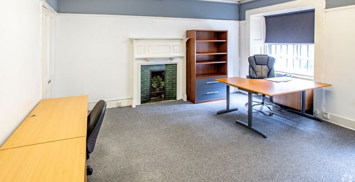 9 Newton Place, Glasgow City - Image 5