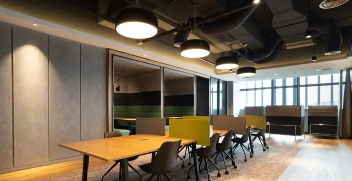 425/1 Kamphaeng Phet 6 Rd, Bangkok - Image 2