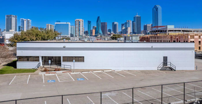 152 Continental Ave, Dallas - Image 3