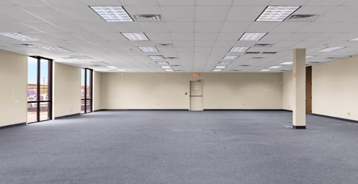 152 Continental Ave, Dallas - Image 2