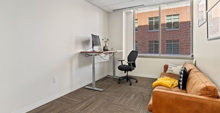 330 John Carlyle St, Alexandria - Image 2