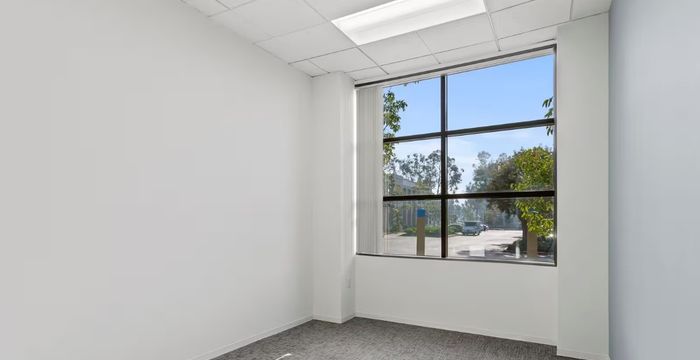 5141 - 5301 California, Irvine - Image 4