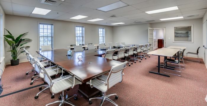 46191 Westlake Dr, Potomac Falls - Image 3