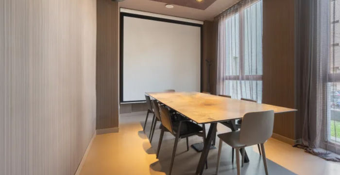 41 Hutchins Dr, Portland - Image 5