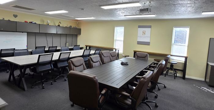 2409 Maxwell Ln, Deer Park - Image 2