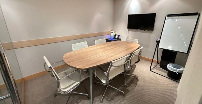 30 Canton Road 30 Canton Road, Tsim Sha Tsui - Image 2