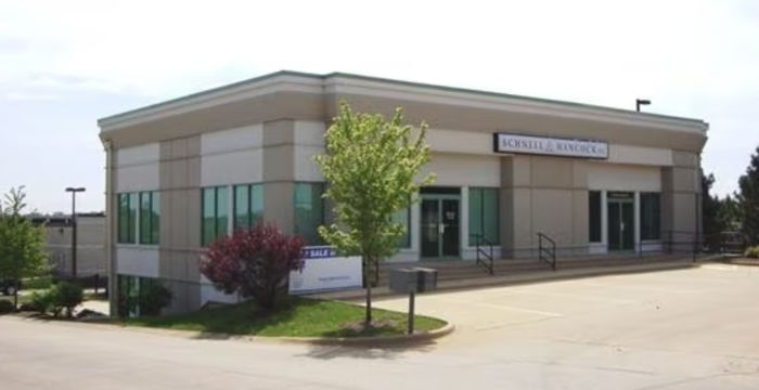 3170 E 53rd St, Davenport - Image 4