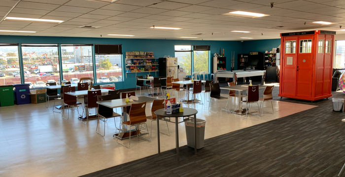 8000 Edgewater Dr, Oakland - Image 4