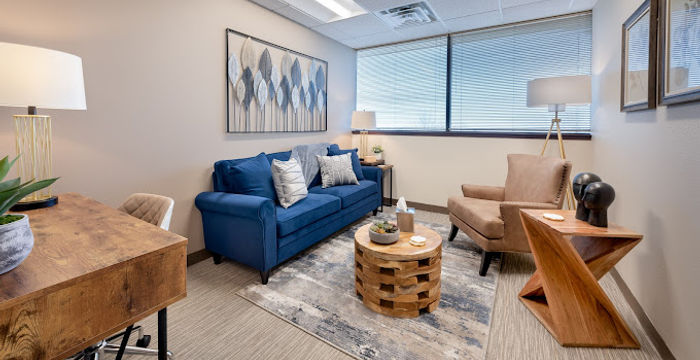 8500 W Bowles Ave 8500 W Bowles Ave, Littleton - Image 2