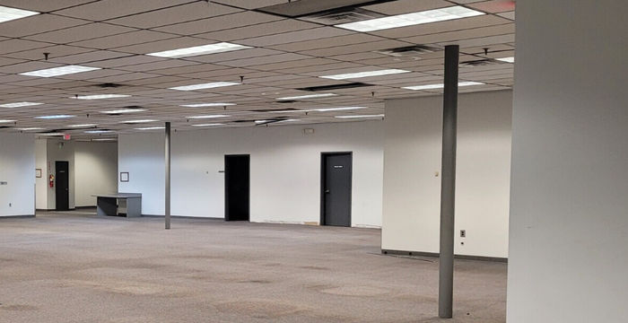 215 Marvin Miller Dr Sw, Atlanta - Image 2