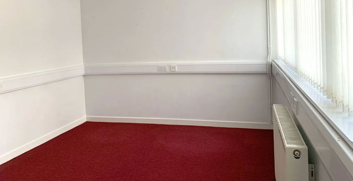 Broadley Park Rd, Plymouth - Image 2