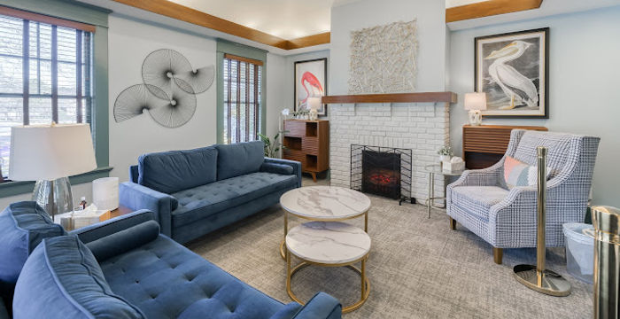 1123 Clairmont Rd, Decatur - Image 3