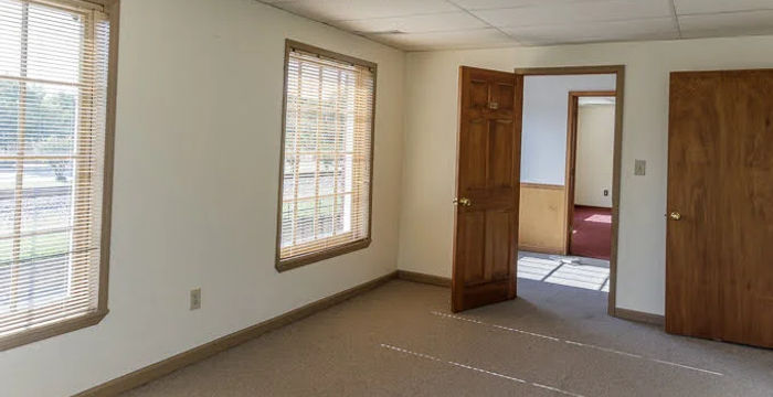120 N Mcdonough St, Jonesboro - Image 3
