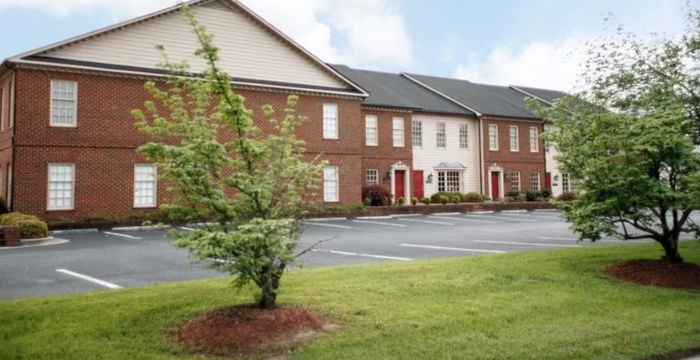 300 E Arlington Blvd, Greenville - Image 2