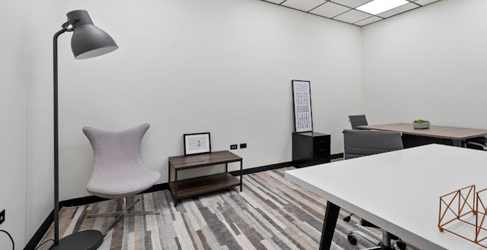 7358 Lincoln Ave, Lincolnwood - Image 2