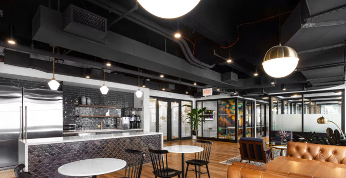 1230 Avenue Of The Americas, New York - Image 4