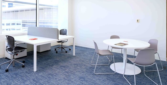 Convention Tower, Sheikh Zayed Road, Dubai - Image 4