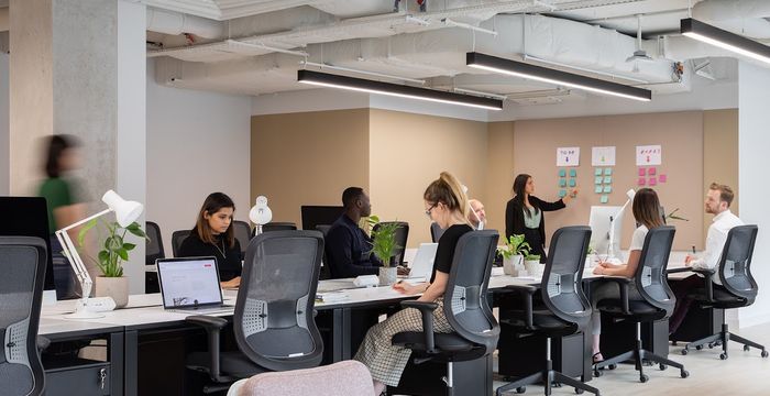 123 Victoria St, London - Image 3