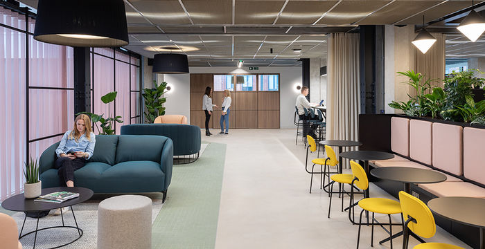 123 Victoria St, London - Image 4