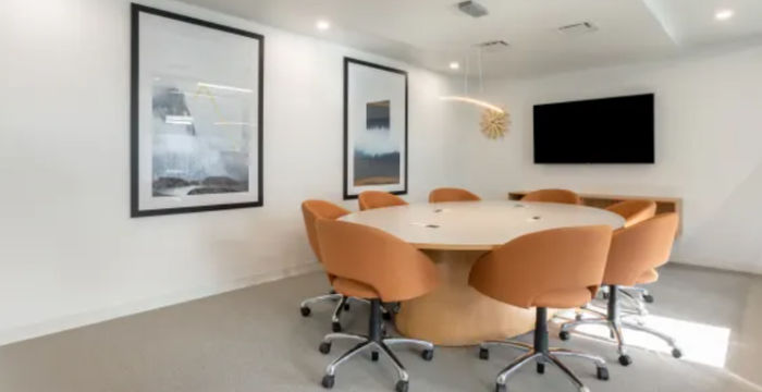 1113 Nicholas St, Omaha - Image 3