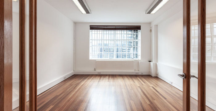 63-64 Margaret St, London - Image 4