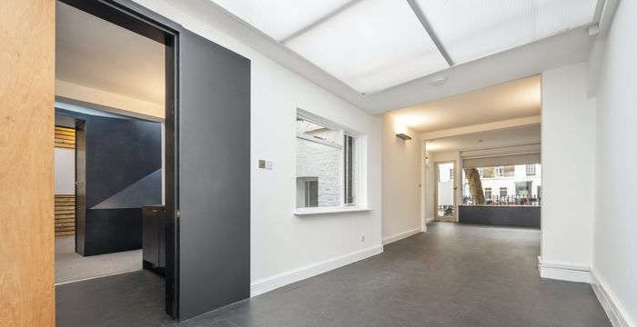 4 & 5a Goodge Place, Fitzrovia - Image 3