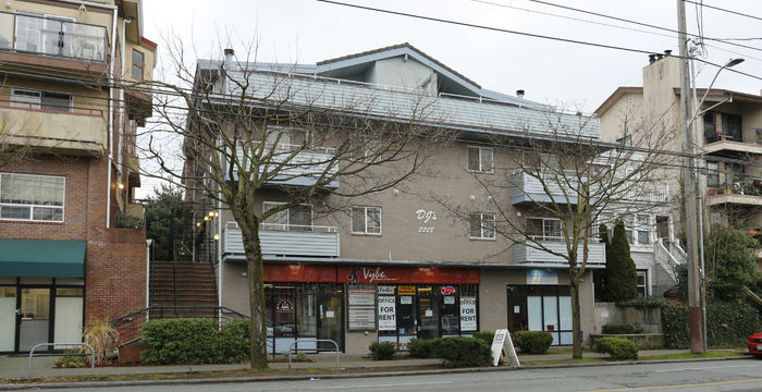 2226 Eastlake Avenue East, Seattle - Image 3