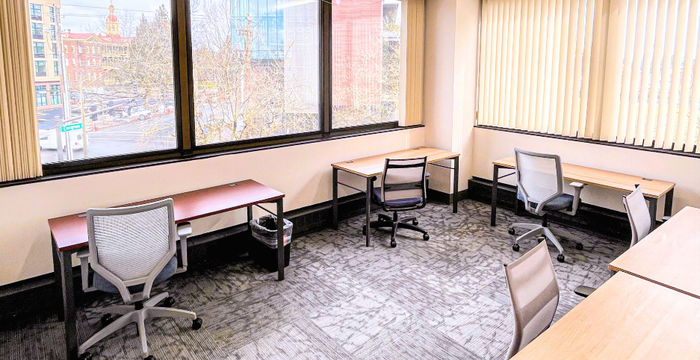 915 Broadway St, Vancouver - Image 2