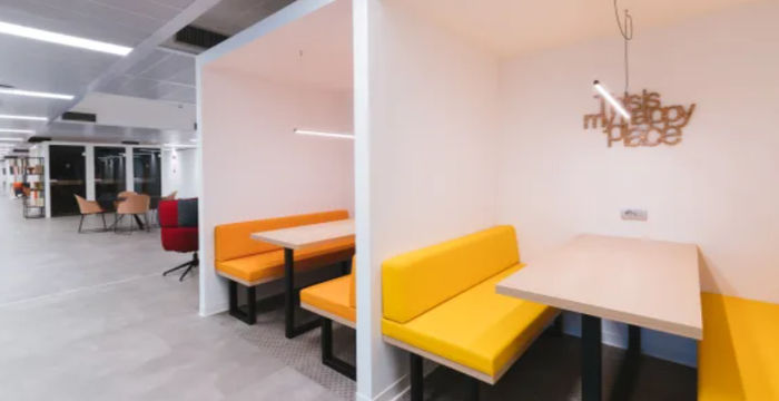 35 Parkwood Drive, Hopkinton - Image 4