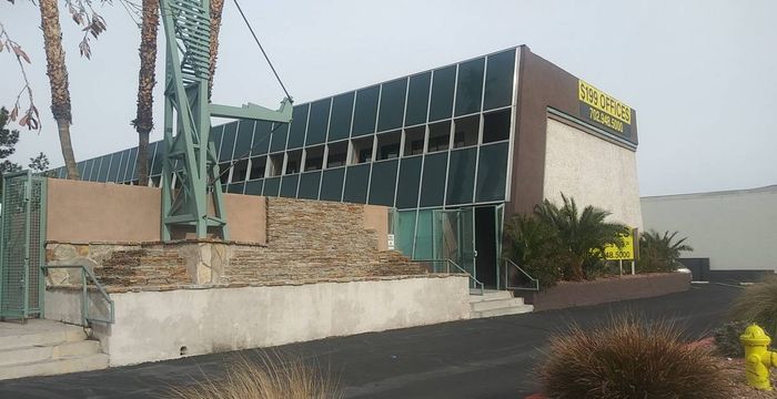 1516 E Tropicana Avenue, Las Vegas - Image 2