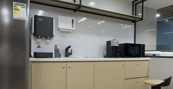 138 Queen's Road Central, Central - Image 5