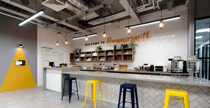 4 Person Private Office at 174 Hammersmith Road, Hammersmith | Office Hub