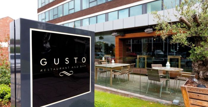 5 Station Rd, Cheadle Hulme - Image 2