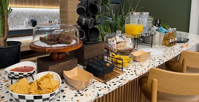 4750 South 44th Place, Phoenix - Image 2