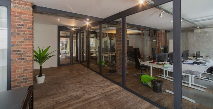 19 Av Des Volontaires, Auderghem - Image 2