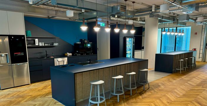 13-19 Neue Rothofstraße, Frankfurt Am Main - Image 3