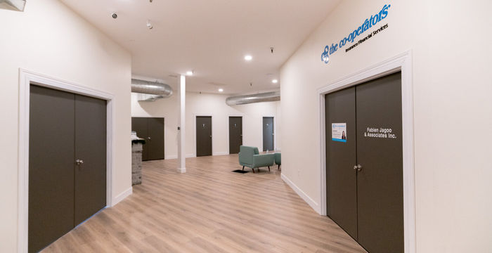 136 Christina St N, Sarnia - Image 2