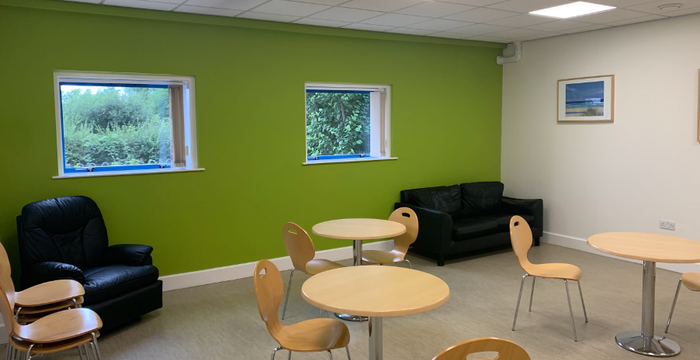 175 Meadow Lane, Leicestershire - Image 3