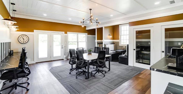 15 Commercial Way, Springboro - Image 4