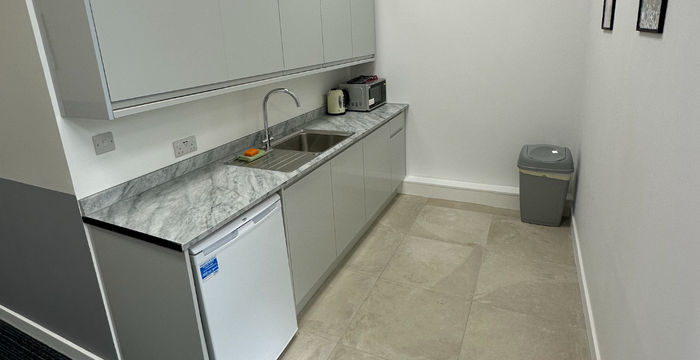 1 Station Road, Merton - Image 5