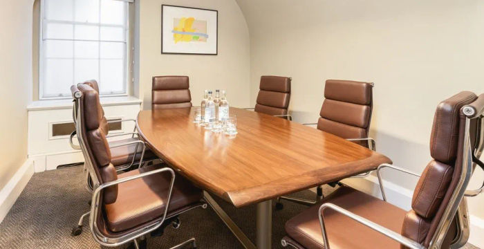 17 Cavendish Square, Marylebone - Image 3