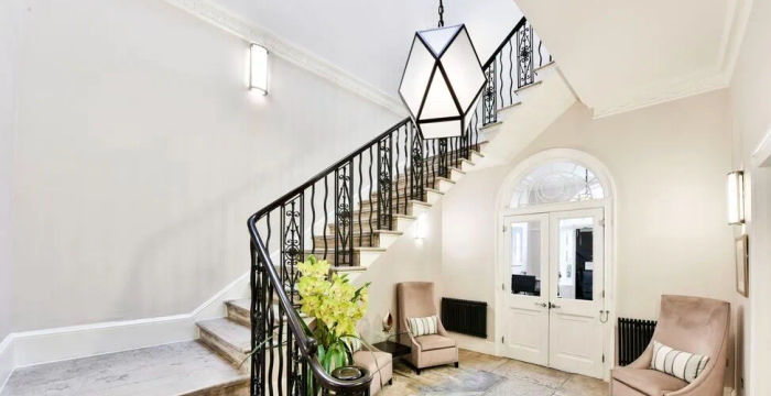 21 Gloucester Pl, Marylebone - Image 2