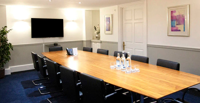 23-24 Berkeley Square, Mayfair - Image 2