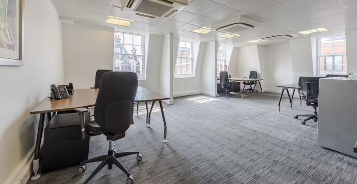 28 Grosvenor Street, Mayfair - Image 2