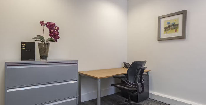 52 Brook Street, Mayfair - Image 4