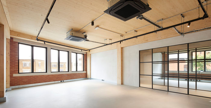 19 Bellefields Road, Greater London - Image 5