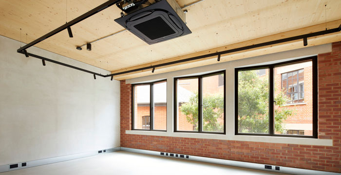 19 Bellefields Road, Greater London - Image 5