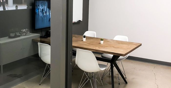 777 Guelph Line, Burlington - Image 3