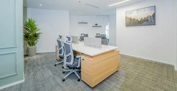 Jumeirah Lake Tower Cluster N, Dubai - Image 2