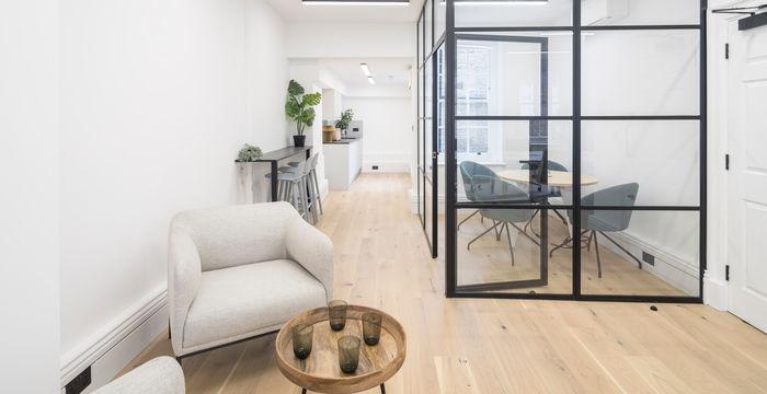 19 Gerrard St, London - Image 3